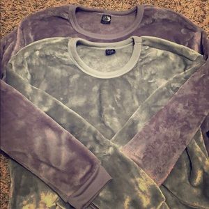 Two velvet soft pullovers